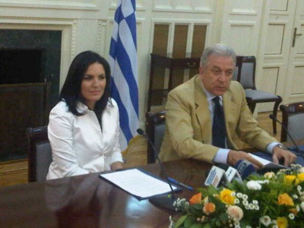 12/07/2012: Δηλώσεις της υπουργού Τουρισμού Ολγας Κεφαλογιάννη, μετά απο συνεργασία με τον υπουργό Εξωτερικών Δημήτρη Αβραμόπουλο, για τον Τουρισμό