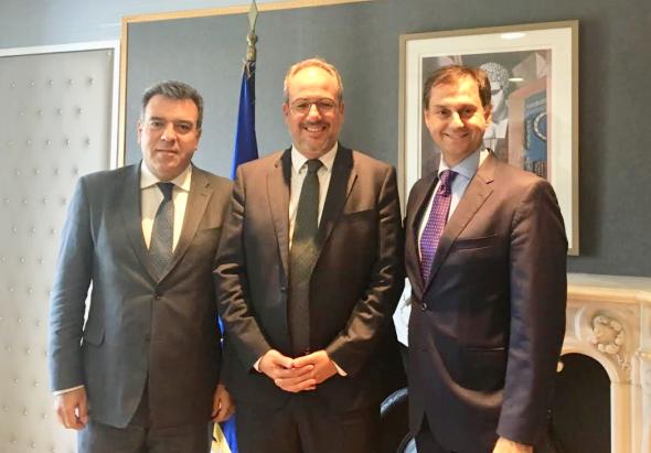 9/8/2019: Συνάντηση εργασίας στο Υπουργείο Τουρισμού μεταξύ Υπουργού Τουρισμού, κ. Χάρη Θεοχάρη, Υφυπουργού Τουρισμού, κ. Μάνου Κόνσολα και Γενικού Διευθυντή Εμπορικής και Επιχειρησιακής Ανάπτυξης Fraport Greece κ. Γιώργου Βήλου.
