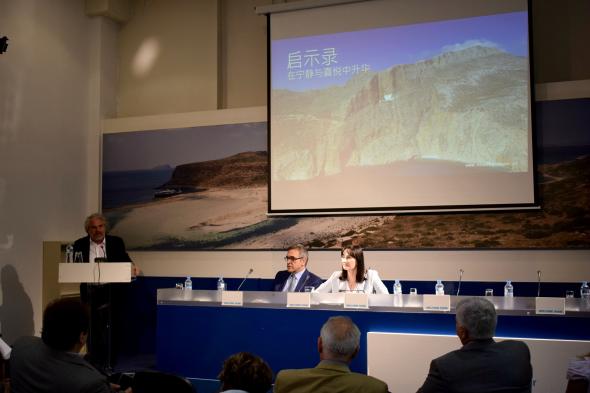 04/06/2018: Το αναπτυξιακό σχέδιο για τον Ελληνικό τουρισμό και τις νέες δράσεις για παγκόσμια προβολή και προώθηση της Ελλάδας, ανακοίνωσε η Υπουργός Τουρισμού, Έλενα Κουντουρά, σε κοινή συνέντευξη τύπου με τον Γ.Γ. του ΕΟΤ Κωνσταντίνο Τσέγα